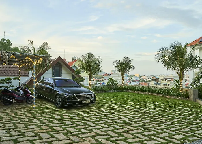 The Wind Resort - Tropical Hillside Escape